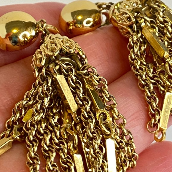 Monet Damita Gold Tone Tassel Clip On Earrings Vintage Filigree Drop 2 Inch - Picture 6 of 14